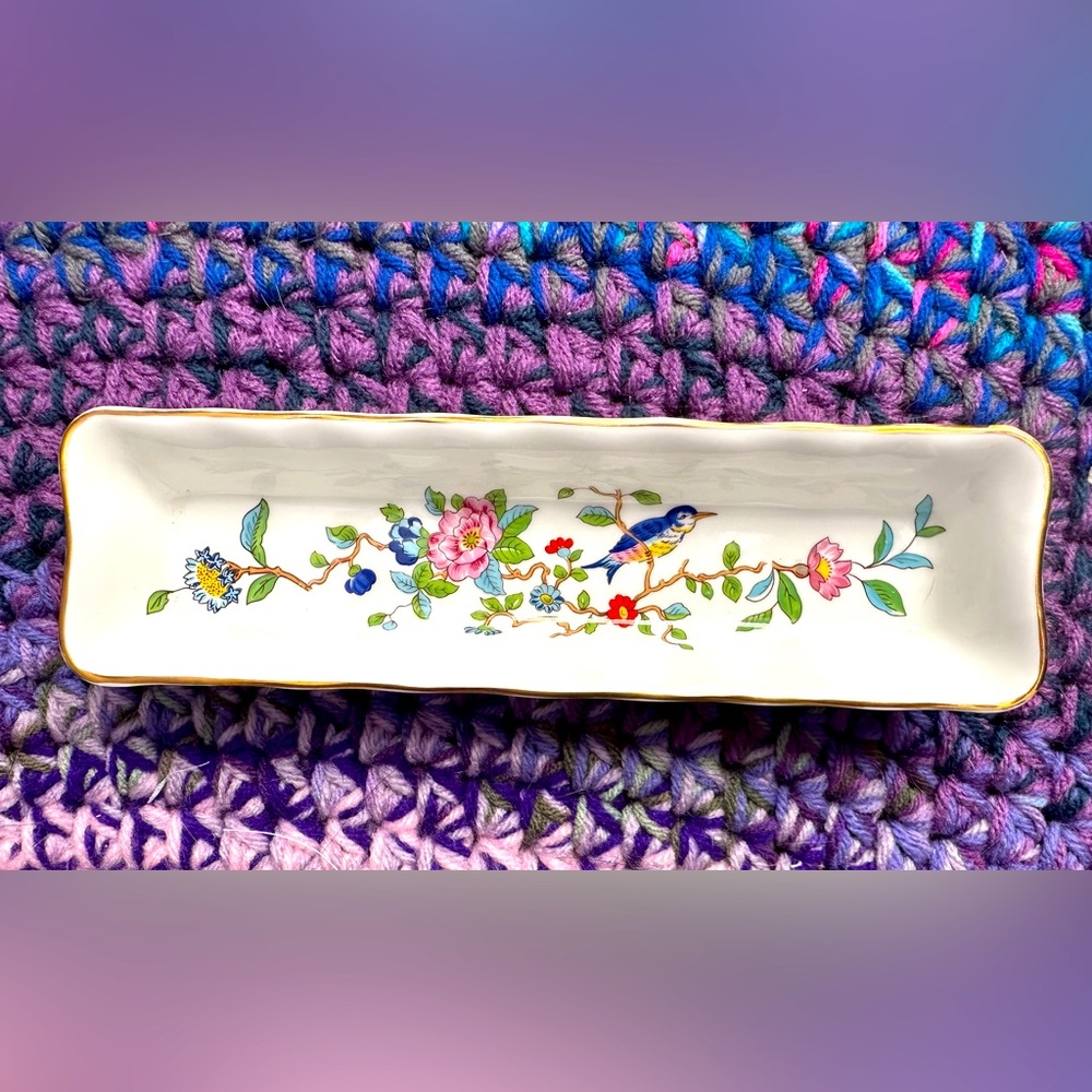 Vintage Aynsley fine bone china trinket dish. Made in England.